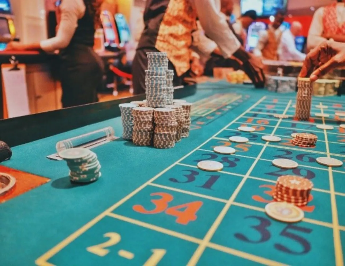 How to Plan a Casino Night that Residents Will Rave About